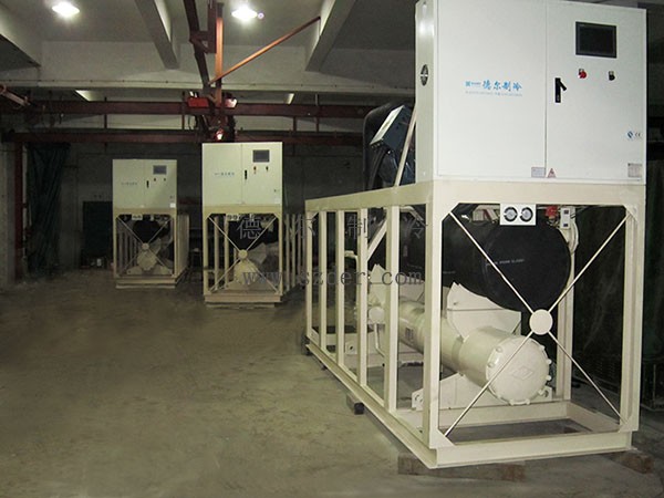 反應釜降（jiàng）溫冷（lěng）水機